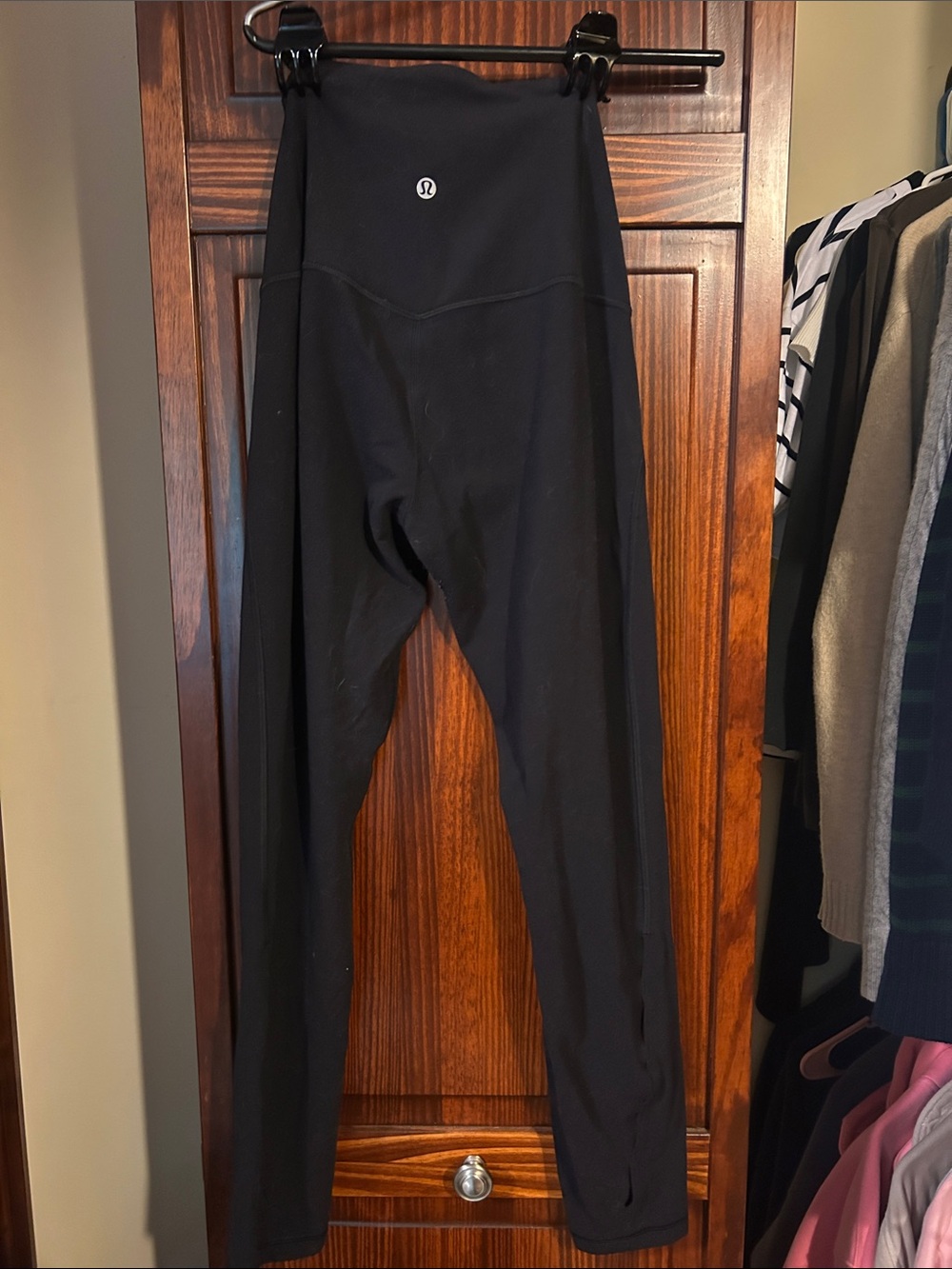 Lulu lemon black leggings with side calf design